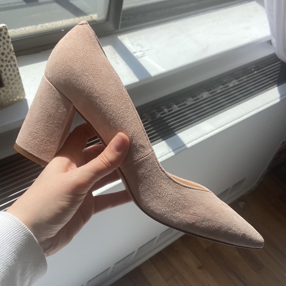 Marc Fisher 9.5 block pump heel - Picture 7 of 7